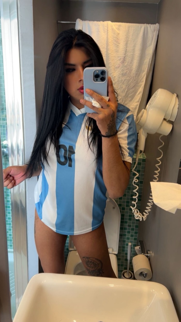 JOVENCITA TRANS ARGENTINA PELIRROJA TATUADA 24H