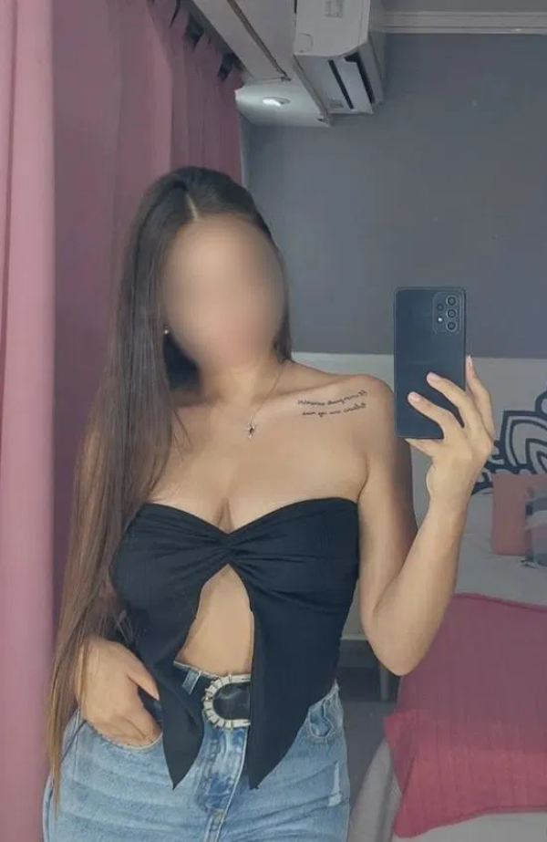 JOVENCITA ENTREGADA Y COMPLETA