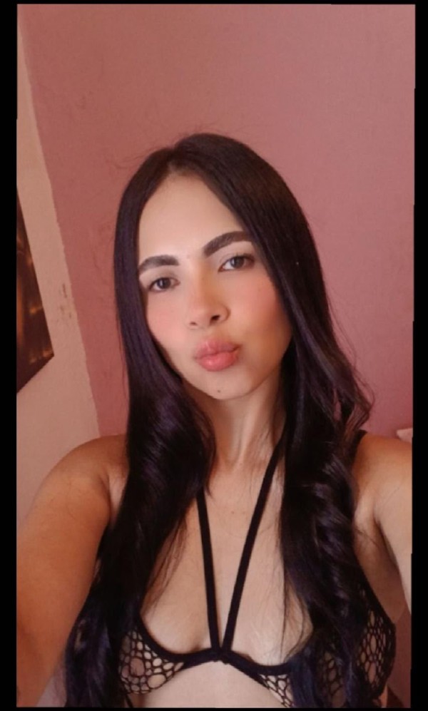 NOVEDAD!!! ALMA · Latina joven en Valladolid