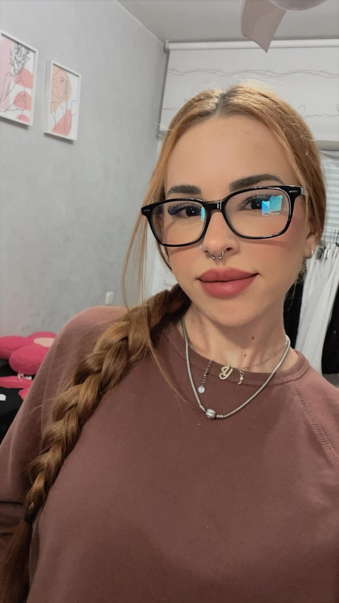 EMI 26 AÑOS, CHICA CUBANA PRECIOSAMUY COMPLETA