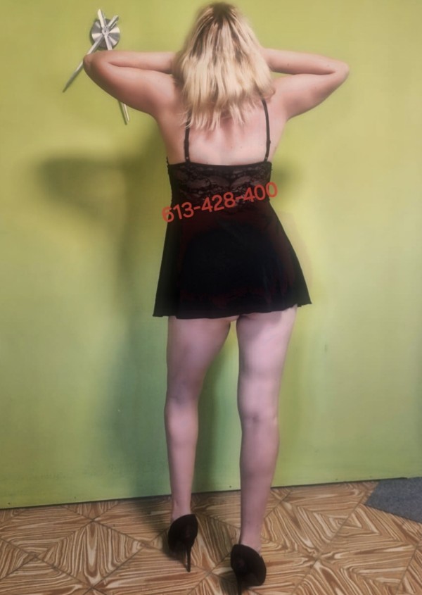 RUBIA MUY CARIÑOSA SIMPATICA EN PONTEVEDRA