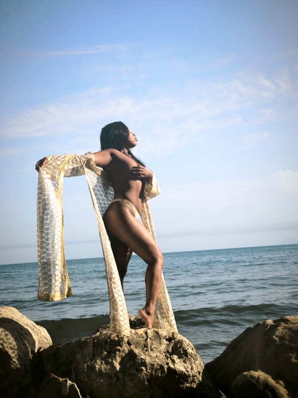 Masajista profesional masaje body body Estepona