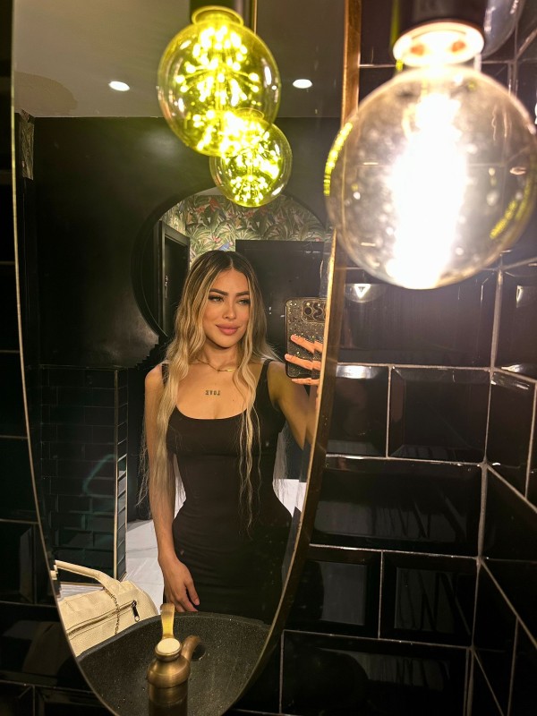 NOVEDAD BURGOS LATINA ENCANTADORA DISPONIBLE 24HRS