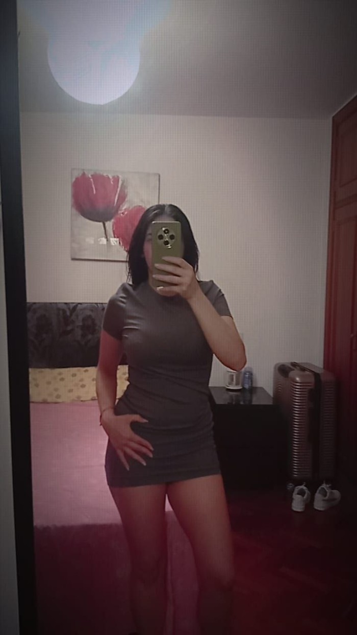KATIA,UNIVERSITARIA SOLA EN CASA,ESTOY MUY CALIENT