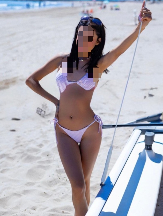 MORENITA CLARA CARIÑOSA CON CINTURA DE ORMIGA