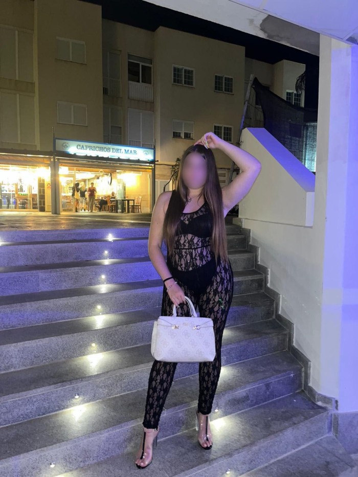 Anita, española con ganas de pasarlo bien
