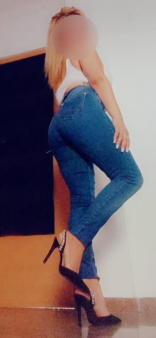 RUBIA TATUADA LAS FOTOS SON LO QUE VES CARIÑOOO