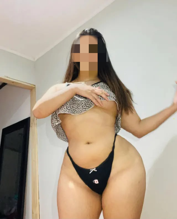 Nena de curvas divinas te recibo solita 24H en Gandia