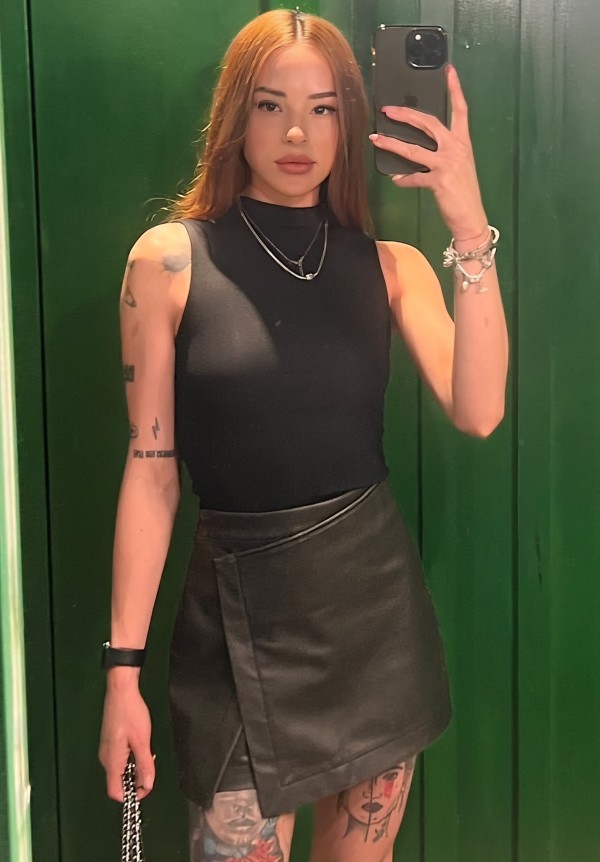 EMI 26 AÑOS, CHICA CUBANA PRECIOSAMUY COMPLETA
