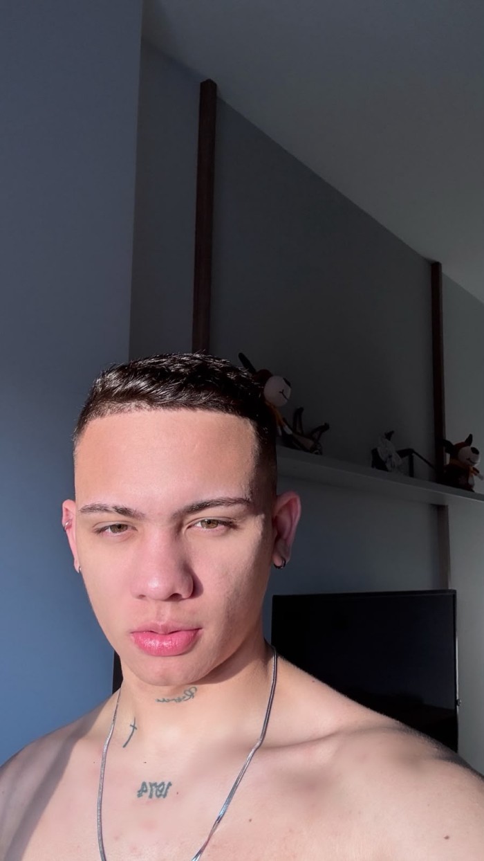 JOVEN VENEZOLANO DISPUESTO AL PLACER LAS CANTERAS