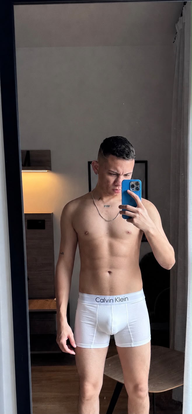 JOVEN VENEZOLANO DISPUESTO AL PLACER LAS CANTERAS