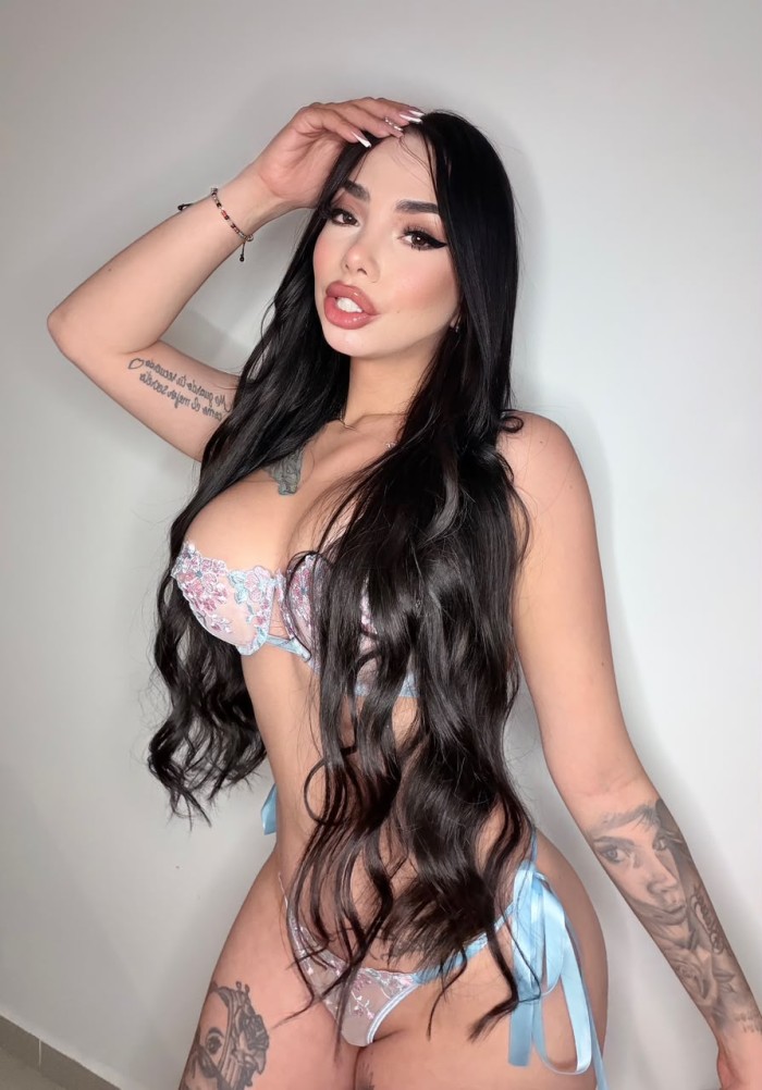 TRANS ARDIENTE DIOSA DEL SEXO CON GANAS DE FOLLAR