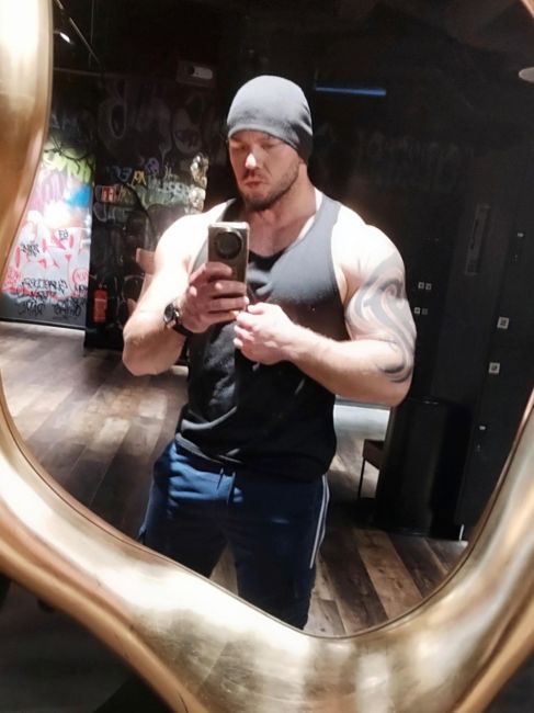 En almazora , macho Pollon lechero cañero fiestero