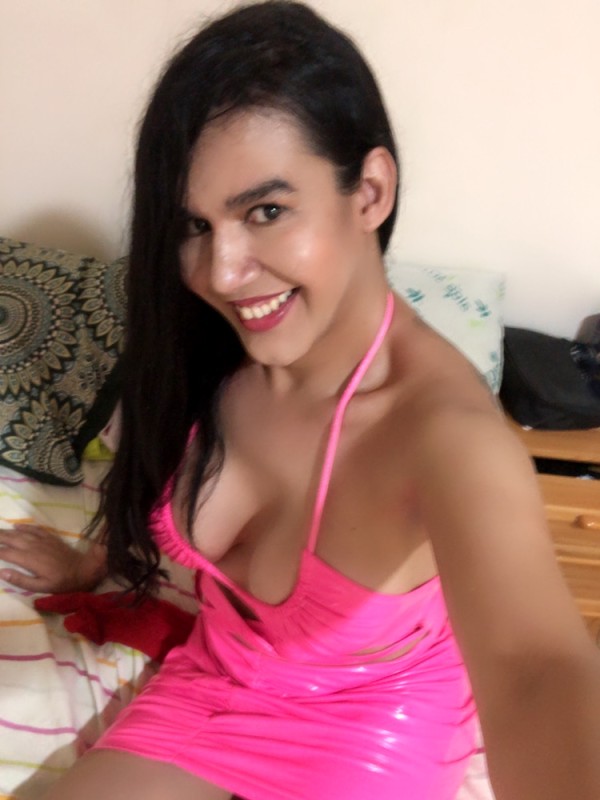 tu travesti culona me encanta una polla por delicias
