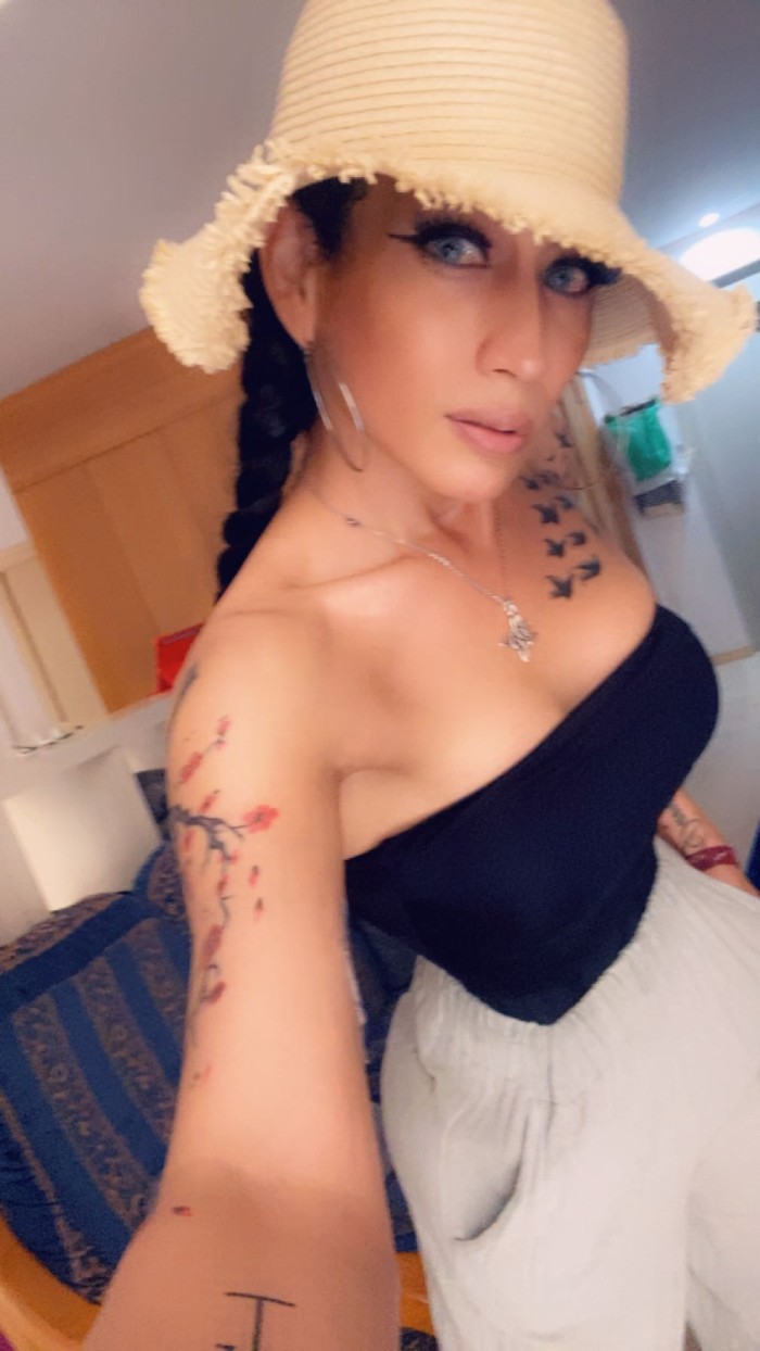 Transexual Alejandra en Blanes 637 73 79 21