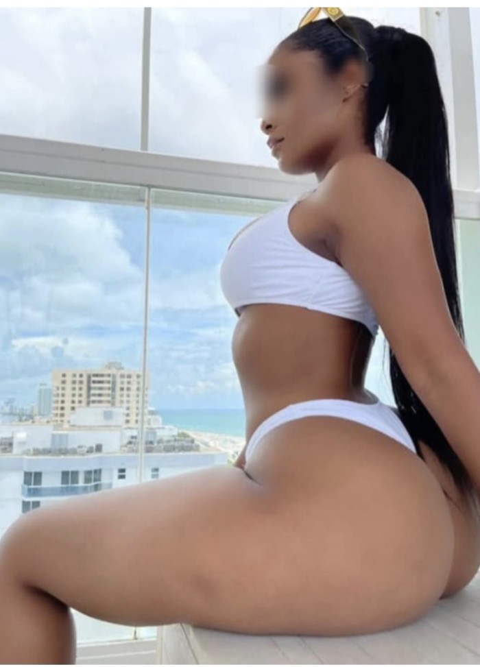NOVEDAD KARINA MORENA RECIÉN LLEGADA