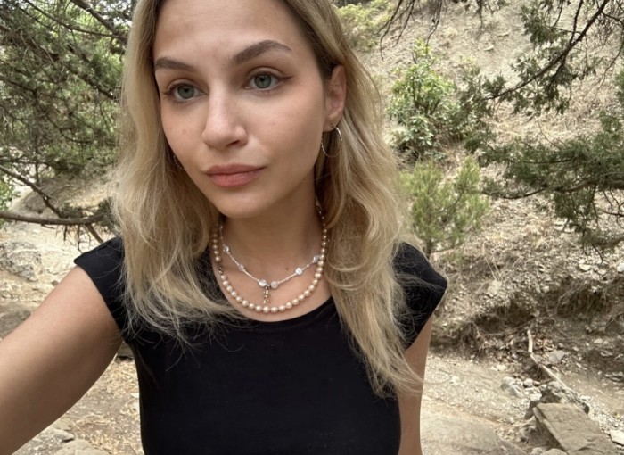 SOFÍA RECIÉN LLEGADA UCRANIANA
