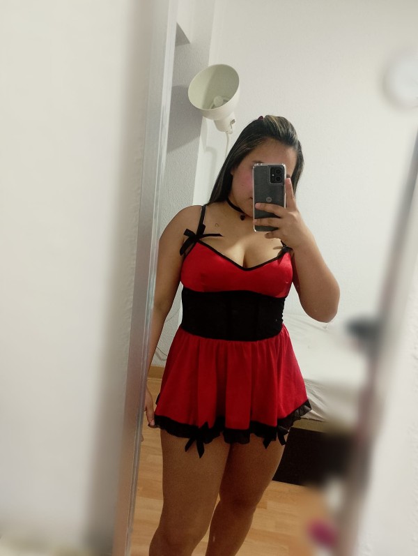 Preciosa Muñeca cumplo tus fantasias muy caliente