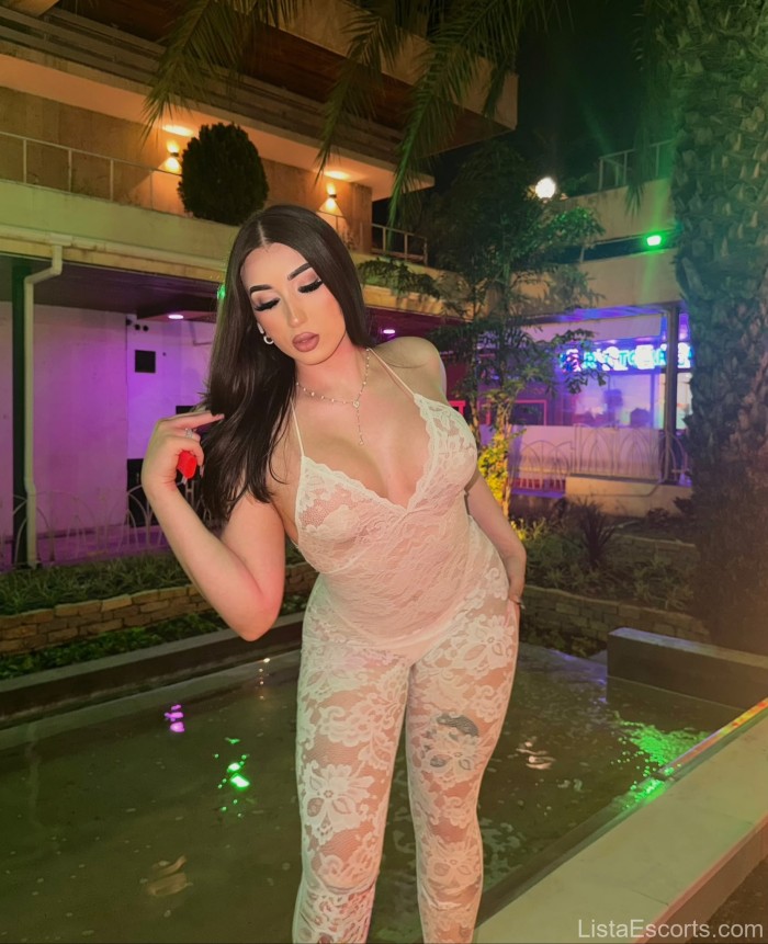 ESTRELLA GOLD ESPAÑOLA TRANS MUY FEMENINA