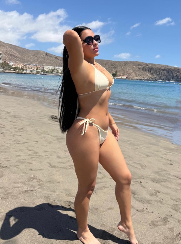 NICOLE VENEZOLANA ¡YA ESTÁ EN SANTA CRUZ CENTRO!