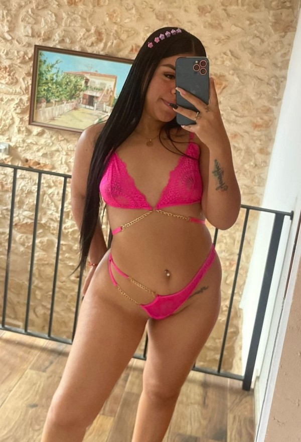 EN GANDIA -COLOMBIANA DE LUJO CON CURVAS INFINITAS
