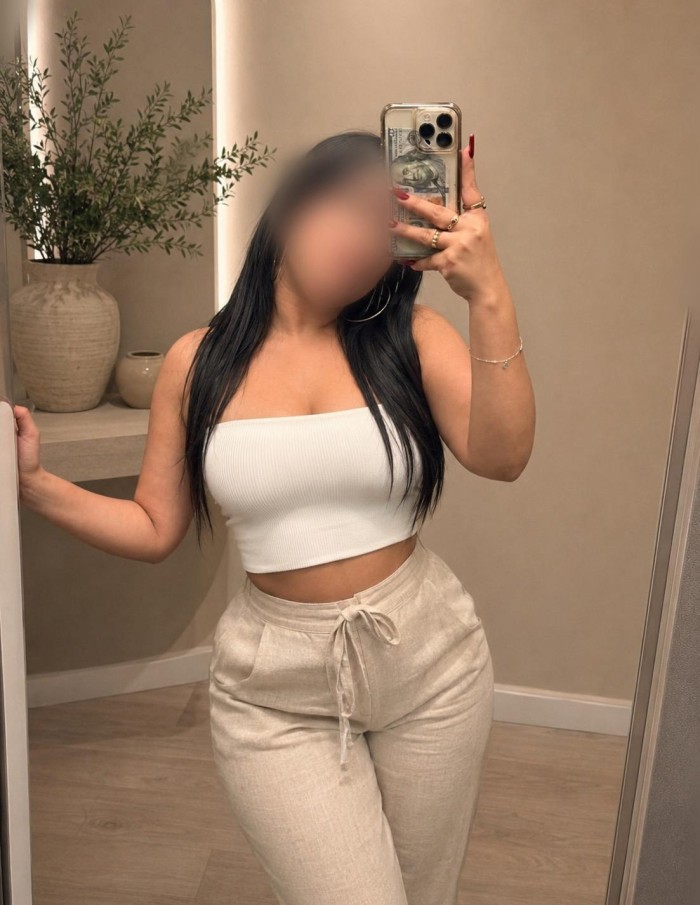 COLOMBIANA FIESTERA Y CON GANAS DE PECAR 24/7