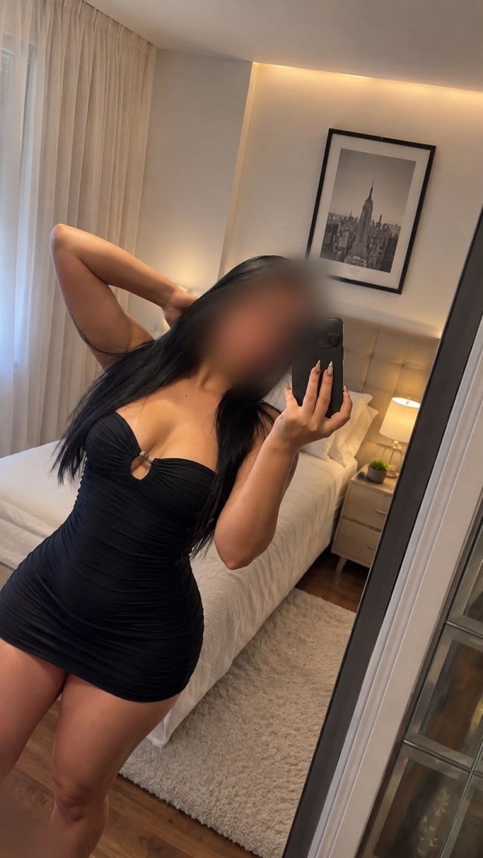 COLOMBIANA FIESTERA Y CON GANAS DE PECAR 24/7