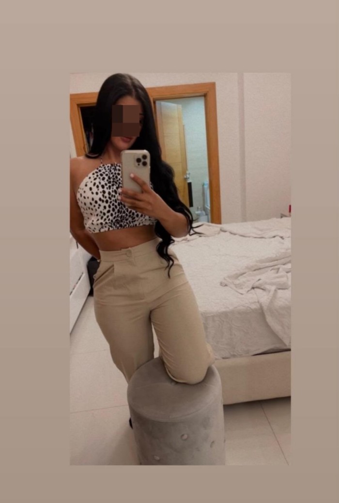 ARDIENTE SENSUA CACHONDA DESEOSA DE SEXO