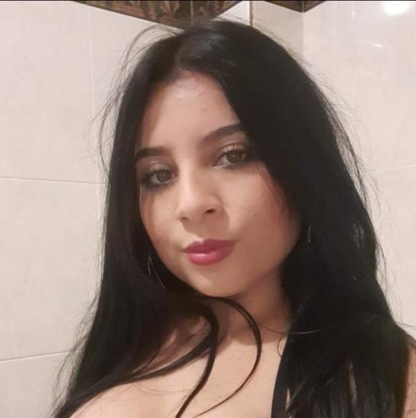 Una linda colombiana muy mórbosa