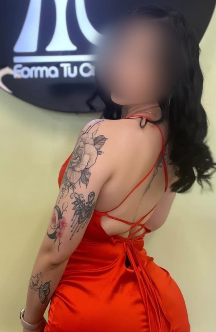 DELICIOSA LUJURIOSA IMPLICADA CACHONDA COMPLACIENT