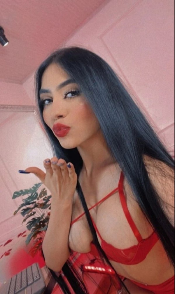 IMPLICADA CACHONDA LUJURIOSA ADICTA AL PLACER