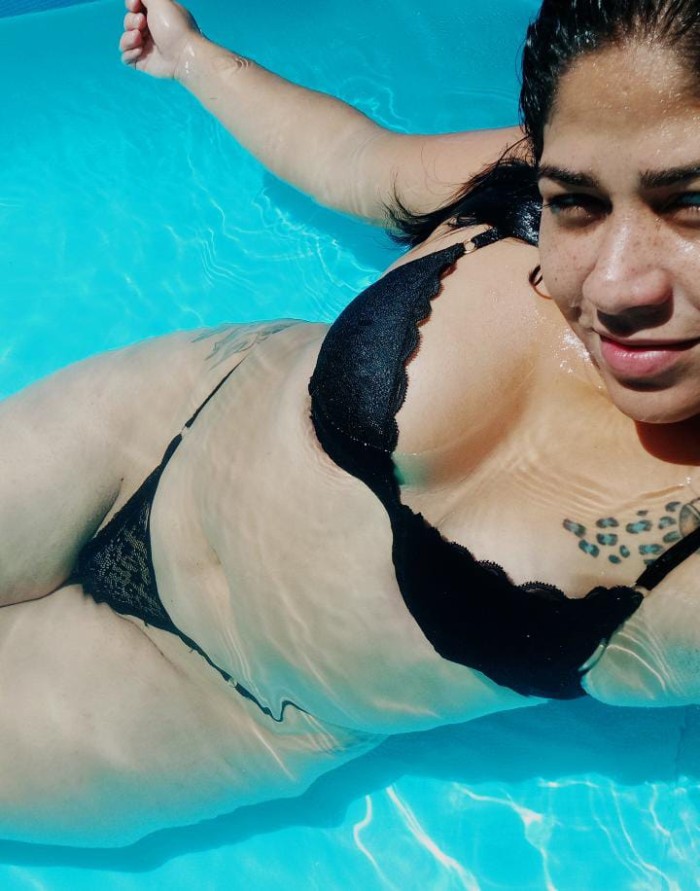 Estrella venezolana joven francés natural fiestera