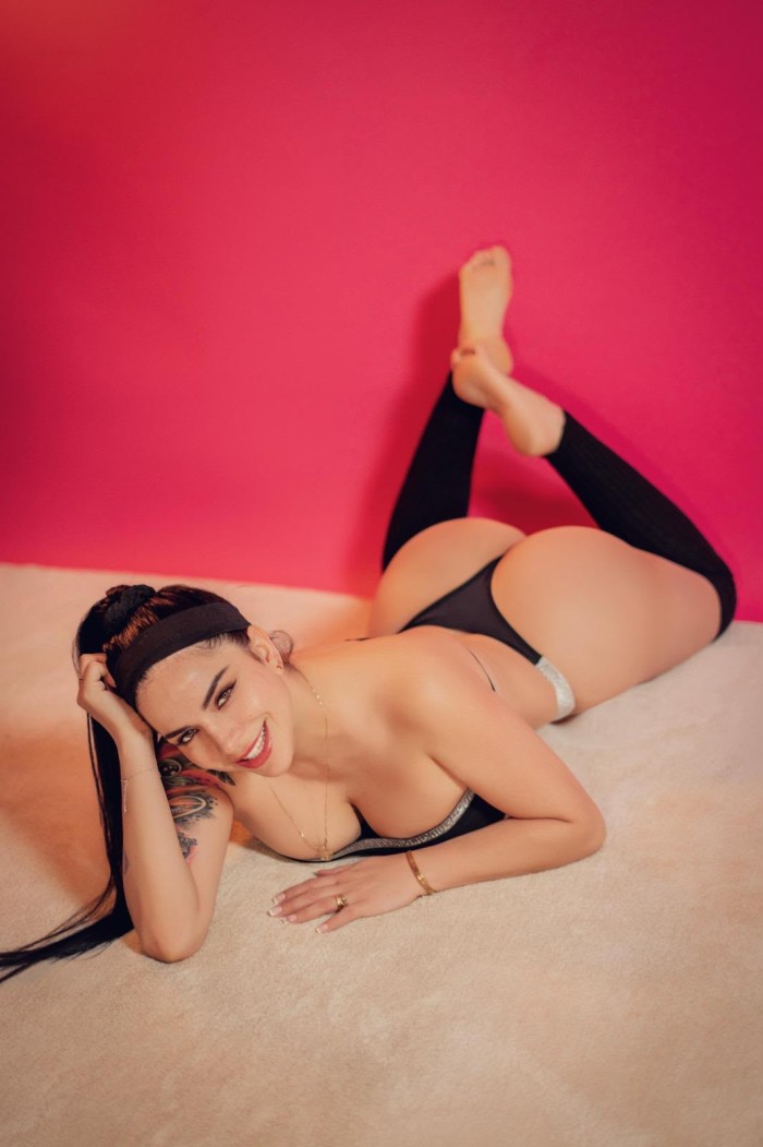 COLOMBIANA VIP DIOSA DEL SEXO CON GANAS DE FOLLAR