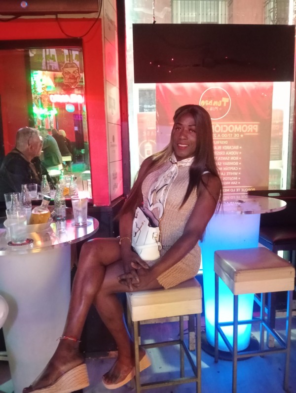 CHICA TRANS POLLONA VERSATIL DELICIOSA PARA TI