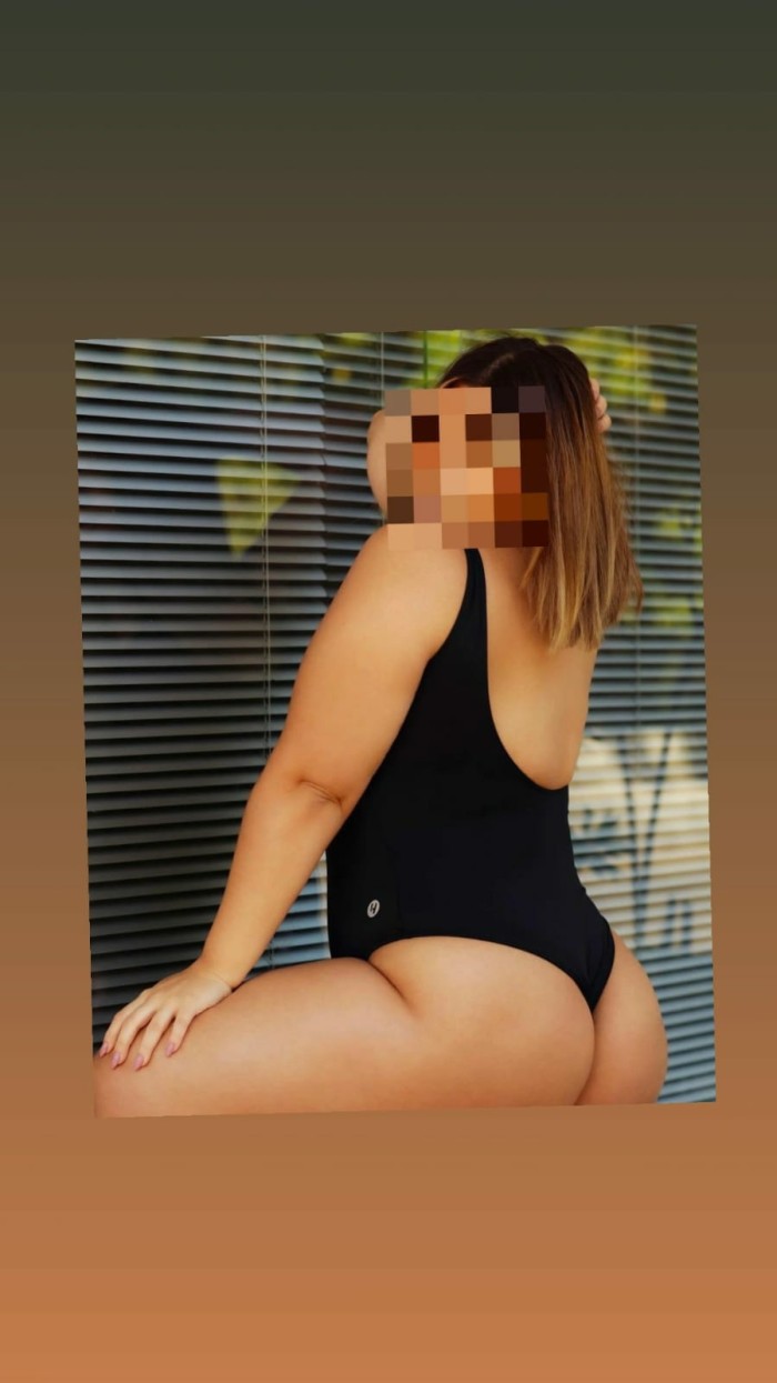 Novedad curvy en torre del mar, velez