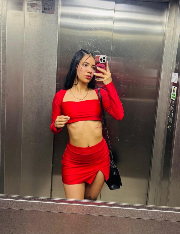 Isabella – Venezolana Acompañante de Lujo en Ibiza