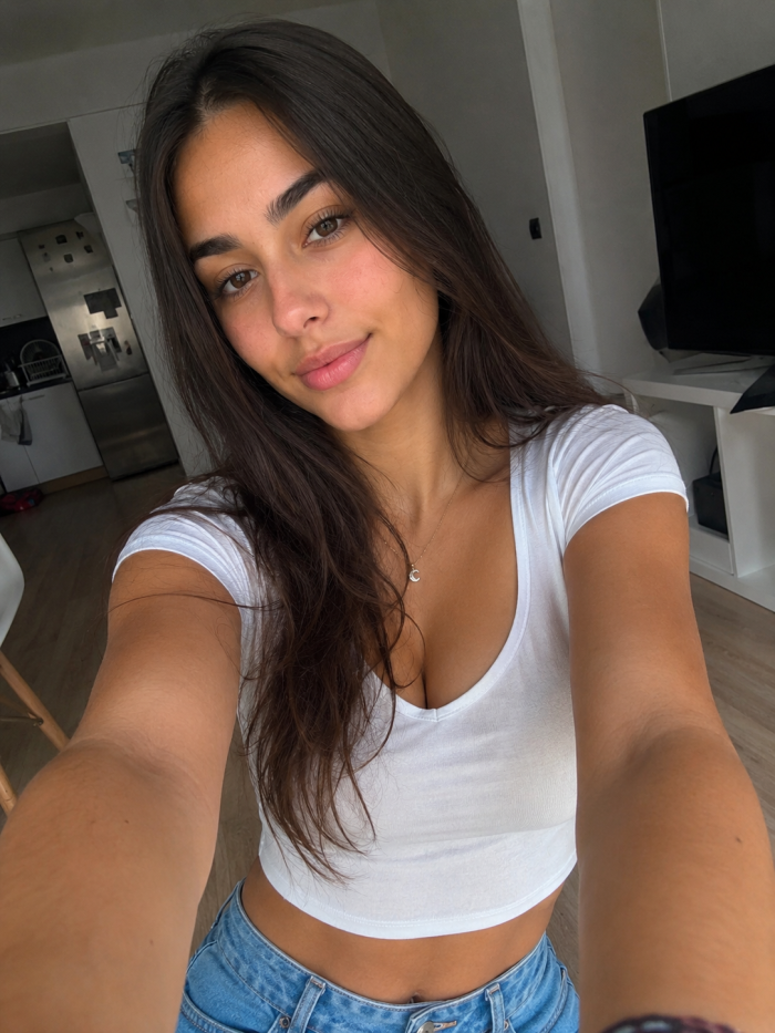 ESCORT ACOMPAÑANTE SALIDAS Y DESPLAZAMIENTOS 24HOR