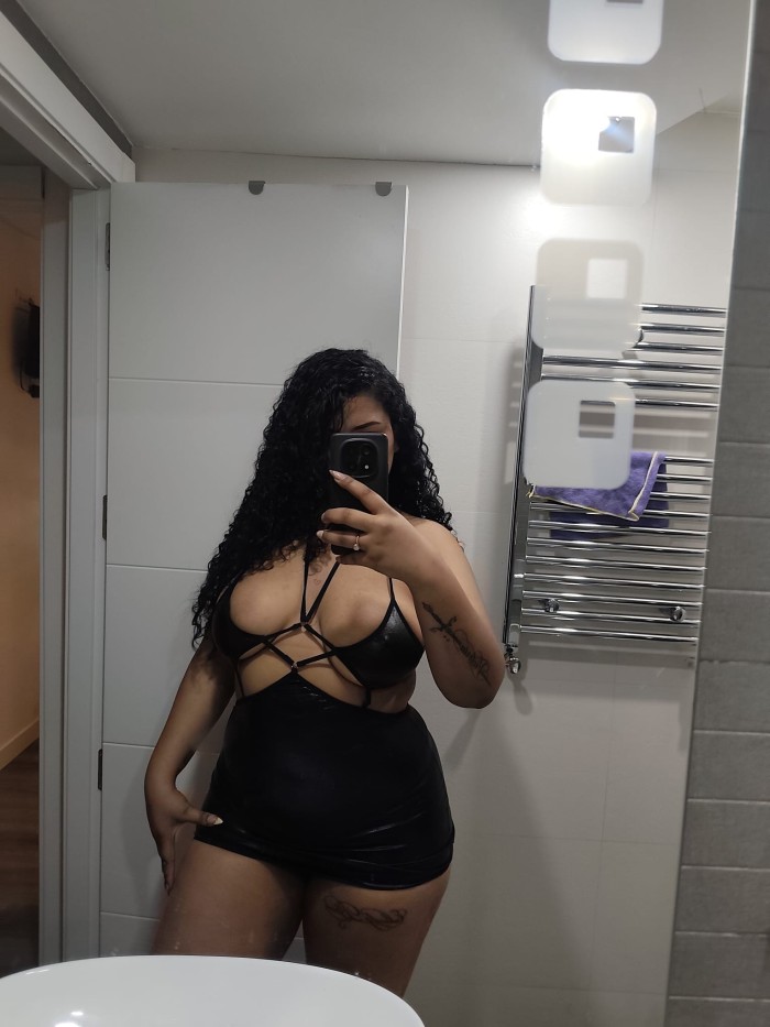 VEN Y CHUPAME MI COÑITO