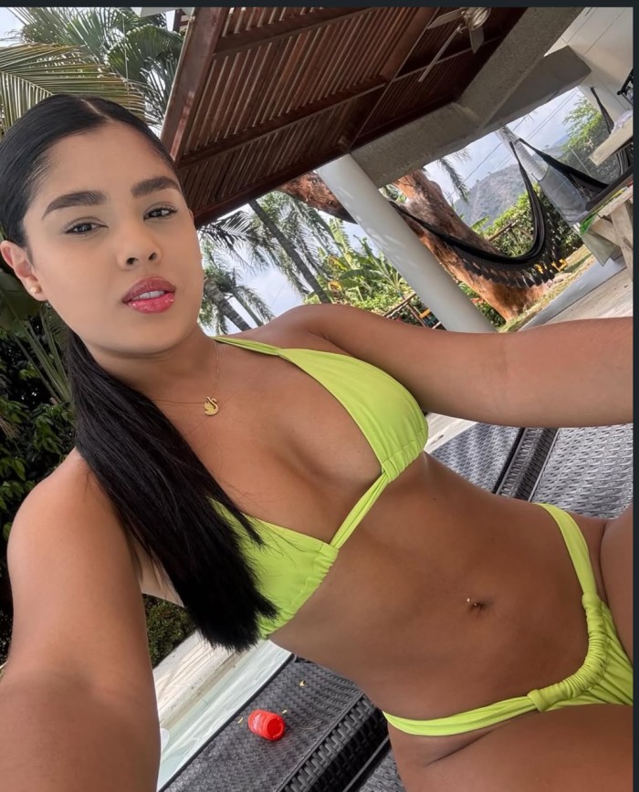 ESCORT COLOMBIANA CACHONDA EN PUERTO DE LA CRUZ