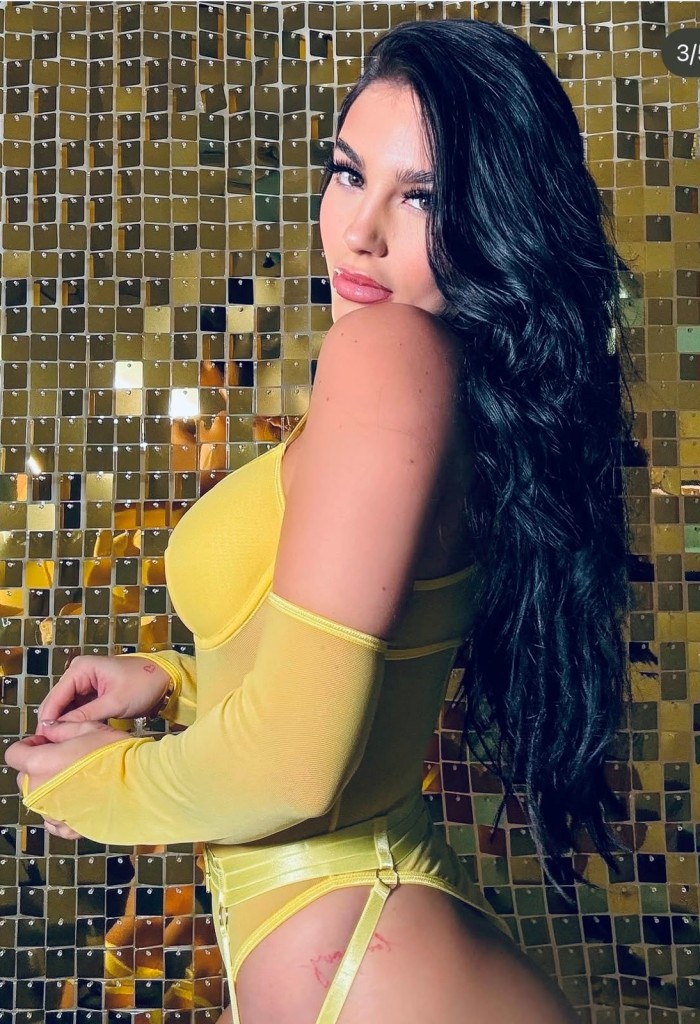 preciosa brasileira de LUJO con ganas de FOLLAR