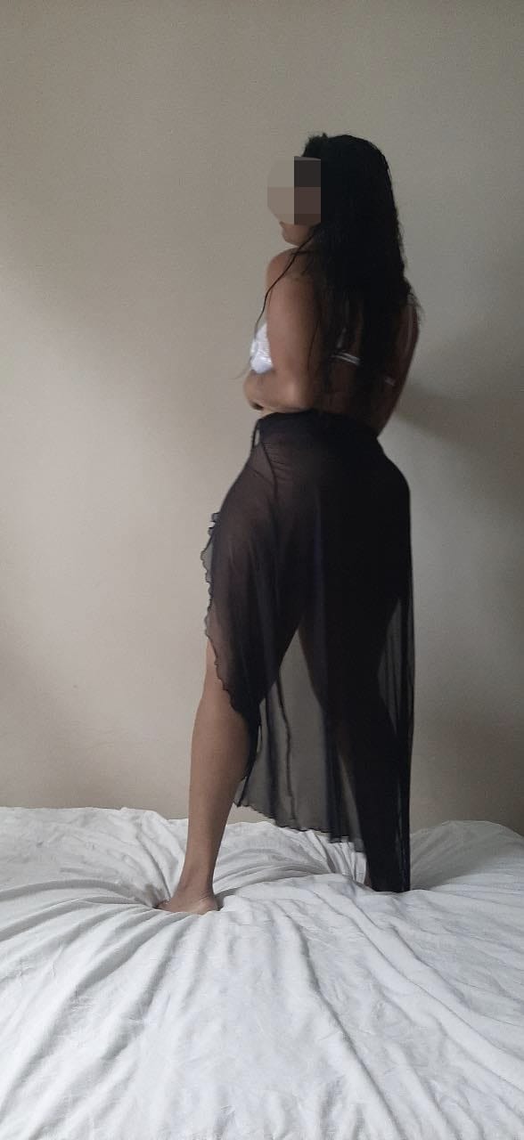 MULATA SENSUAL Y CON JUGETES EN CEUTA AMOR