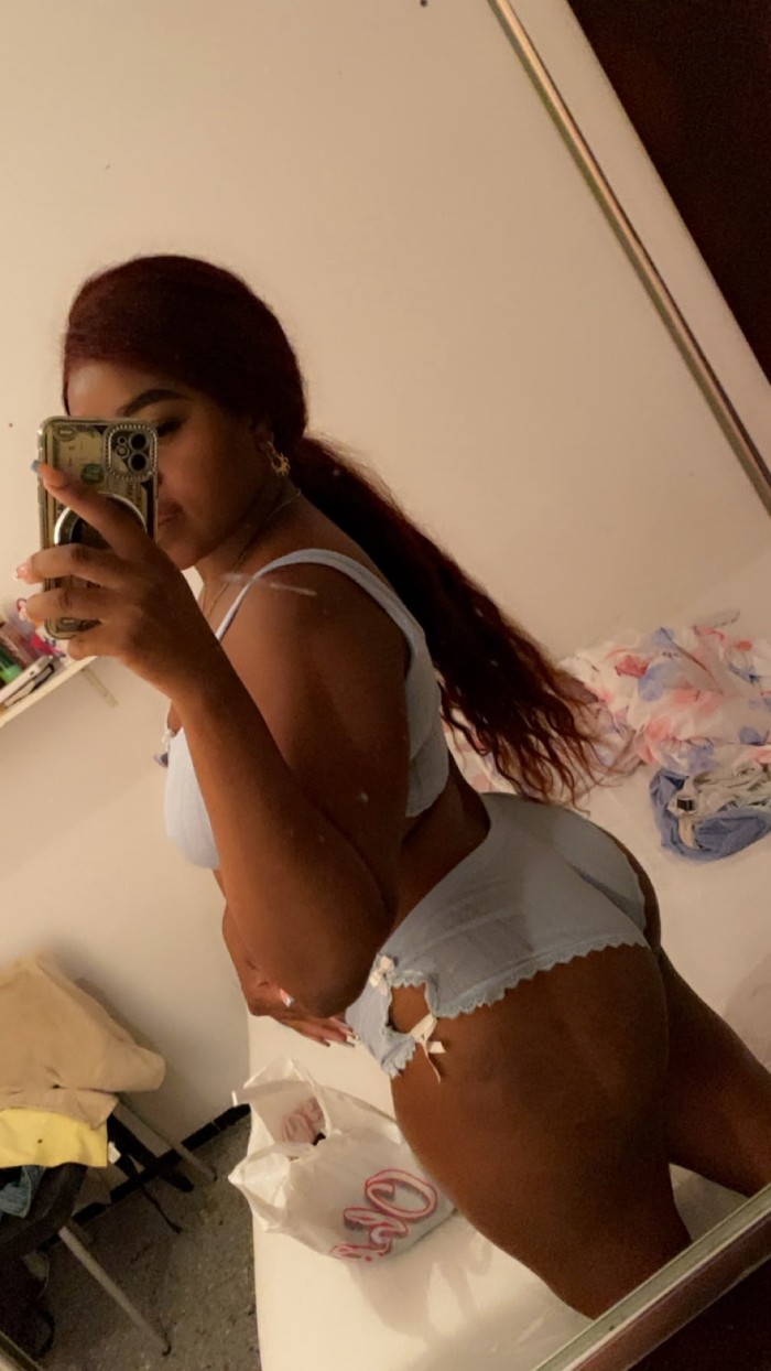 ARDIENTE SENSUAL APASIONADA DESEOSA DE SEXO
