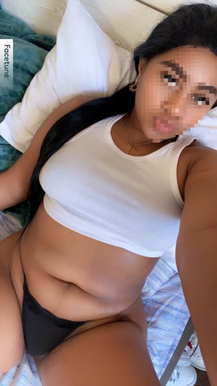 ARDIENTE SENSUAL APASIONADA DESEOSA DE SEXO