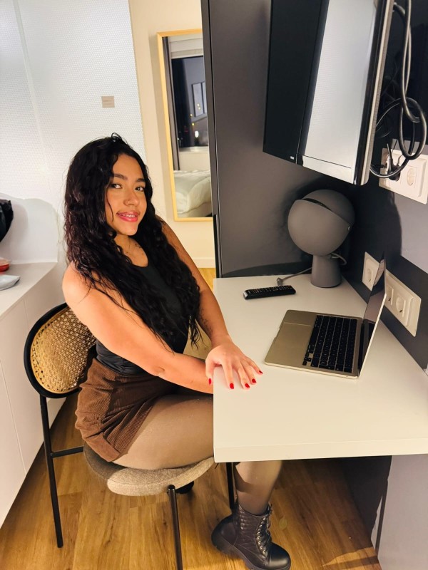 Nueva tentación JOVENCITA QUIERO TU POLLA TRAVIESA – BURGOS