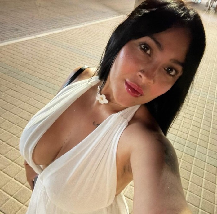 Colombiana sexy sensual caliente visítame
