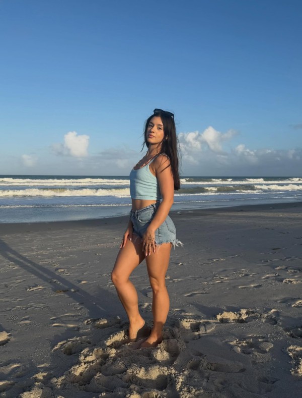 Jovencita Turca, Experta en hombres mayores