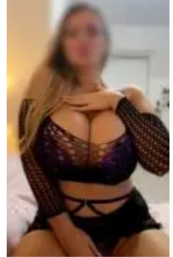 BELLA LATINA  RELLENITA DIOSA EXÓTICA