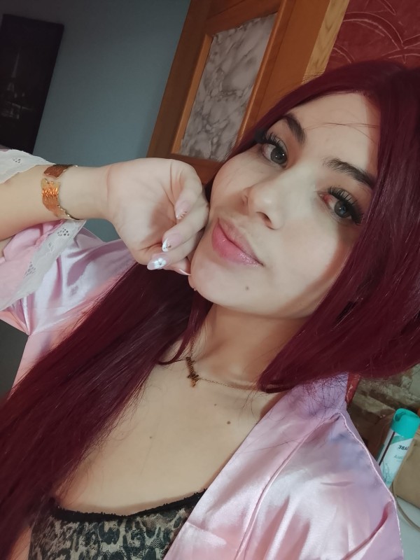Jovencita recién llegada a Sevilla por primera vez