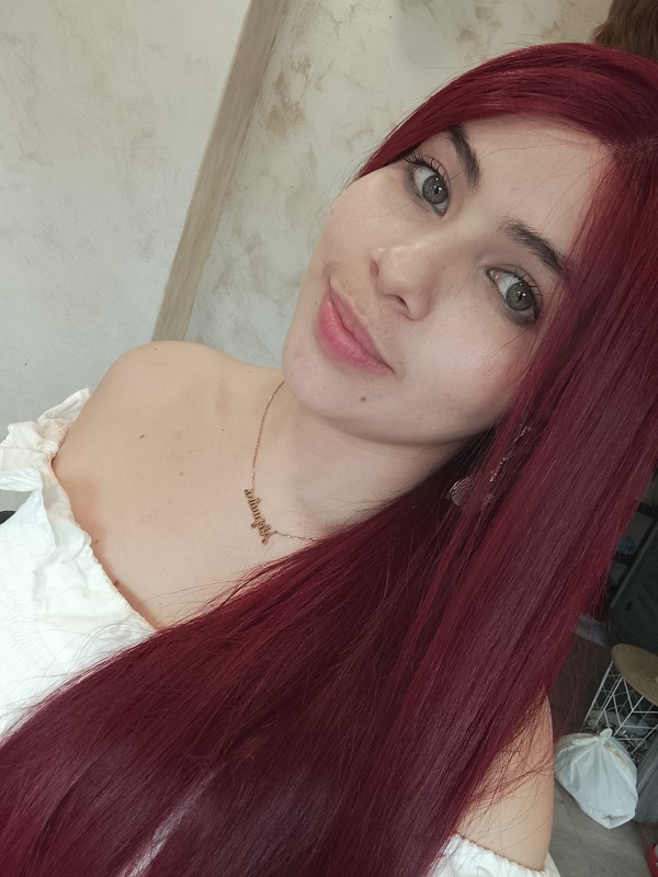 Jovencita recién llegada a Sevilla por primera vez