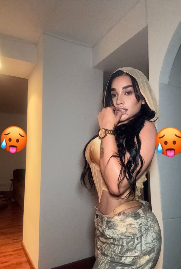 Anita solo salidas